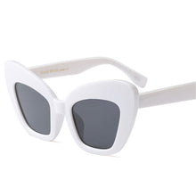 Load image into Gallery viewer, YOOSKE 2018 Big Frame Butterfly Sunglasses