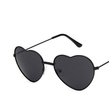 Load image into Gallery viewer, RBROVO New Arrival 2019 Heart Ocean Lens Sunglasses