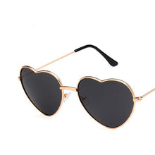 Load image into Gallery viewer, RBROVO New Arrival 2019 Heart Ocean Lens Sunglasses